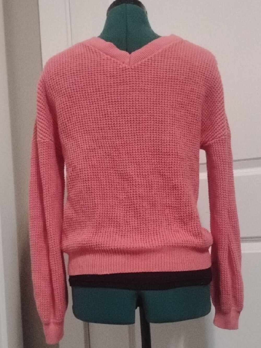 Banana Republic Coral Orange Twist-Front V-Neck Sweater - Picture 3 of 6